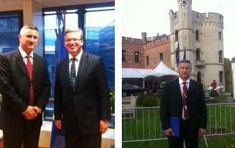 S povjerenikom Füleom nakon EPP-ova summita u dvorcu Bouchout