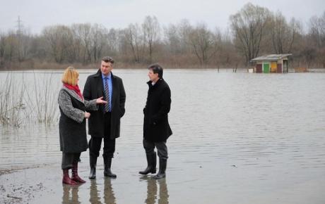 potpora-gradanima-na-poplavljenim-podrucjima_0.jpg