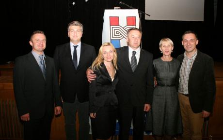 Pobjednički tim: Rosavec, Plenković, Petir, Žinić, Sinjeri Ibrišević & Piletić