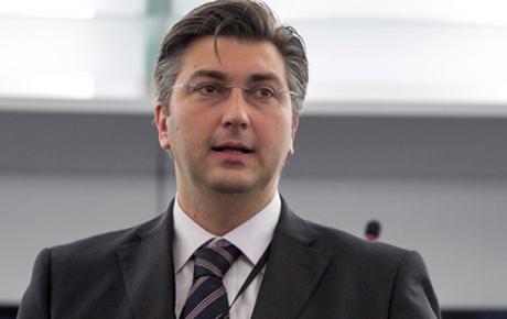 Plenković je pozvao EK da predstavi zakonski prijedlog - kojim bi s ukinule vize za ukrajinske državljane