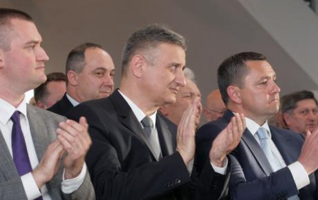 (slijeva) Predsjednik područnog odbora HDZ-a Podsljeme Tomislav Kelić, predsjednik Tomislav Karamarko i predsjednik zagrebačkog (gradskog) HDZ-a Andrija Mikulić