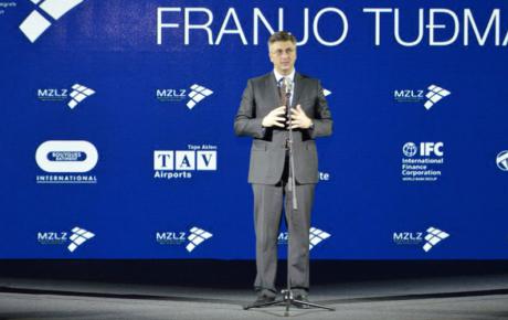 Dr. Franjo Tuđman bio bi izuzetno ponosan da je večeras ovdje i da vidi kakvu zračnu luku Zagreb danas dobiva!
