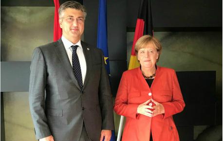 S njemačkom kancelarkom Angelom Merkel